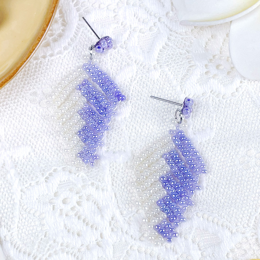 PandaHall Selected идея серег-пусетов в форме листьев из бисера-8