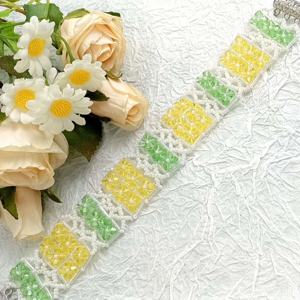 PandaHall Selected мастер-класс по изготовлению биконусного браслета из бисера.-8