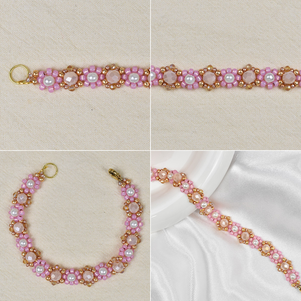 Armband mit rosa Blumenperlen