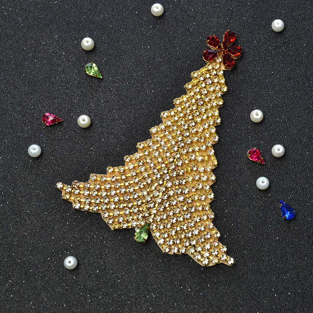 Рождественская елка из страз своими руками