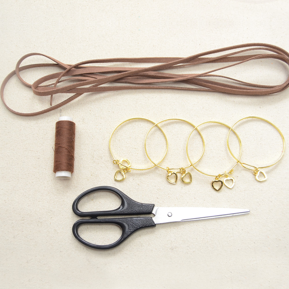 Широкий браслет из замшевого шнура-2