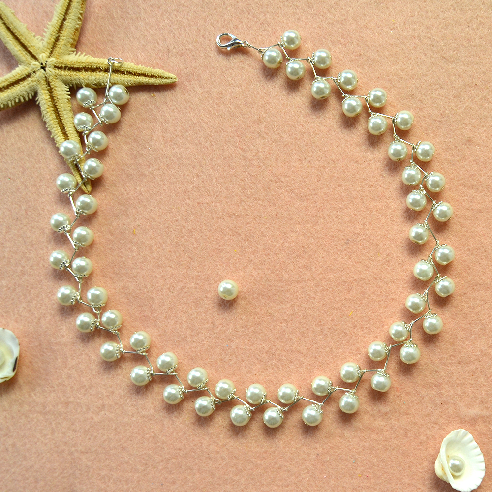 Колье нагрудник с жемчужными бусинами-5