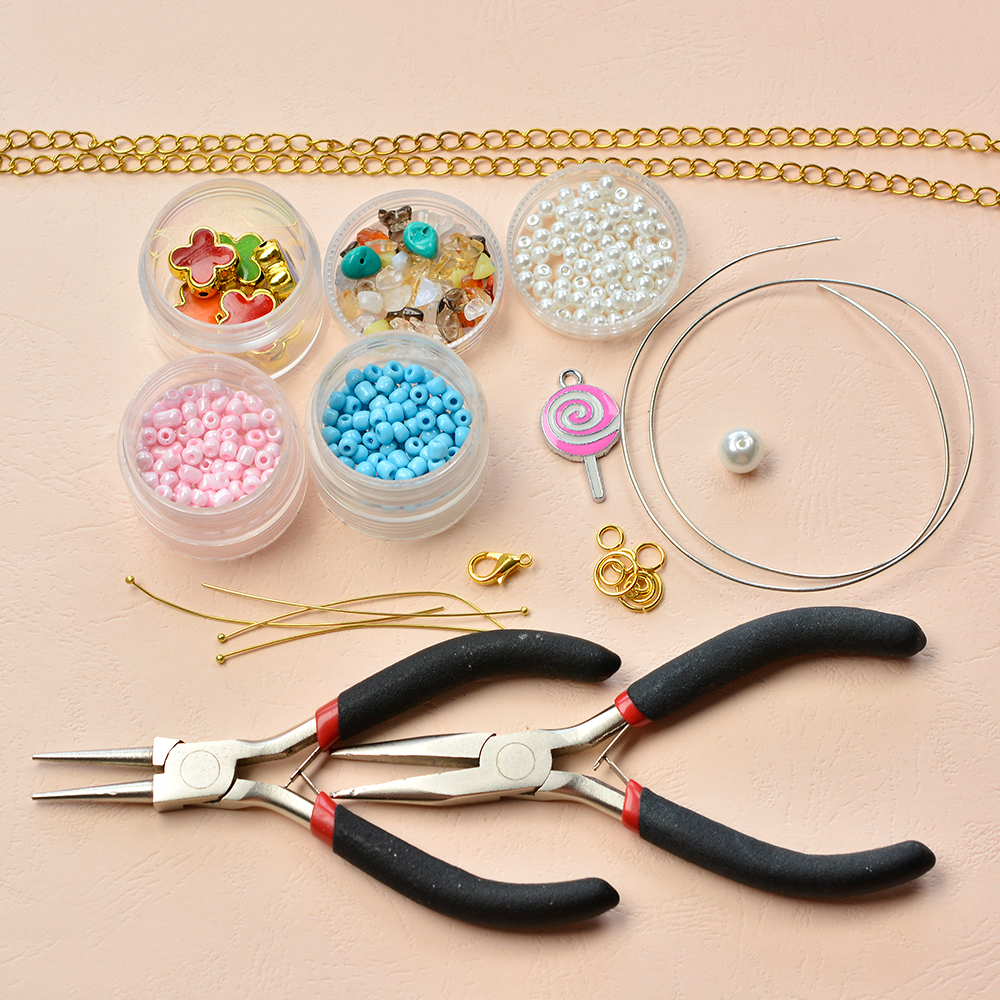 Многожильный браслет с подвесками-2