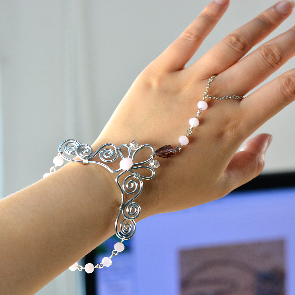 Рабский браслет из проволочной обмотки