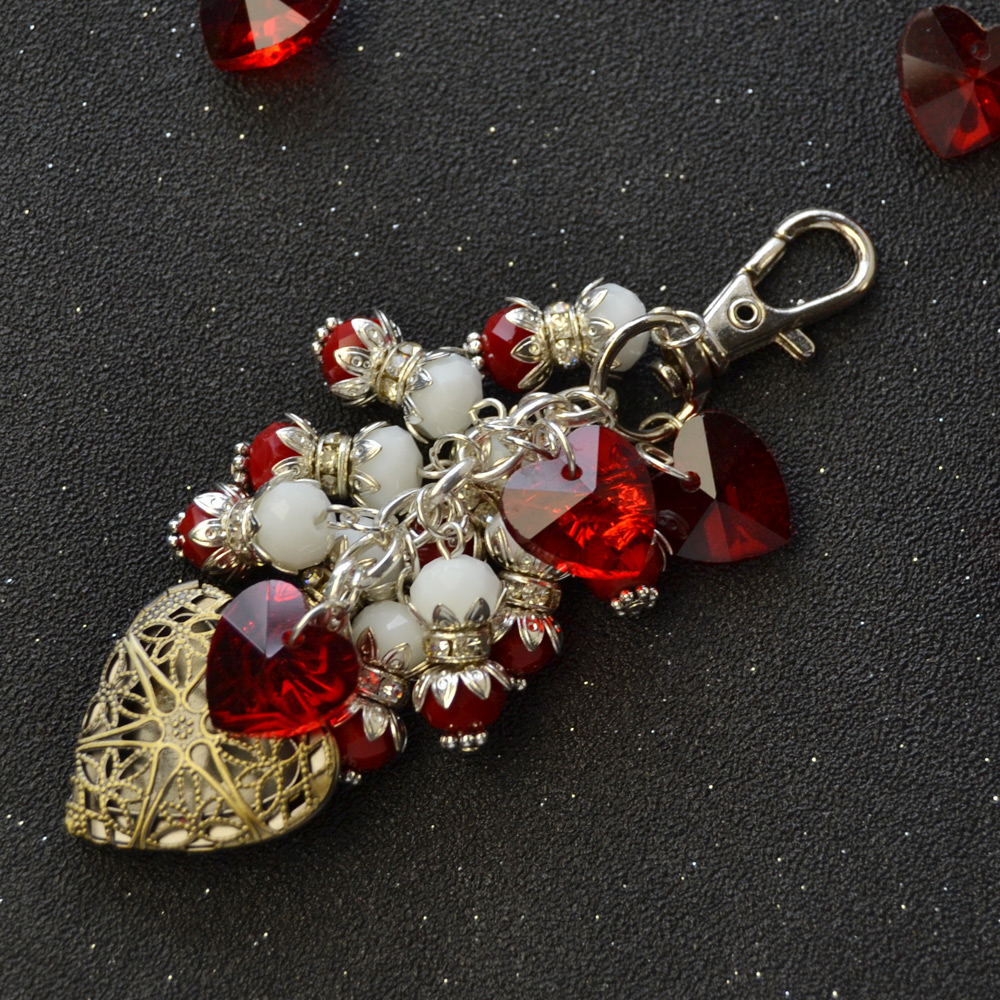 Брелок-подвеска с полым медальоном в форме сердца-4