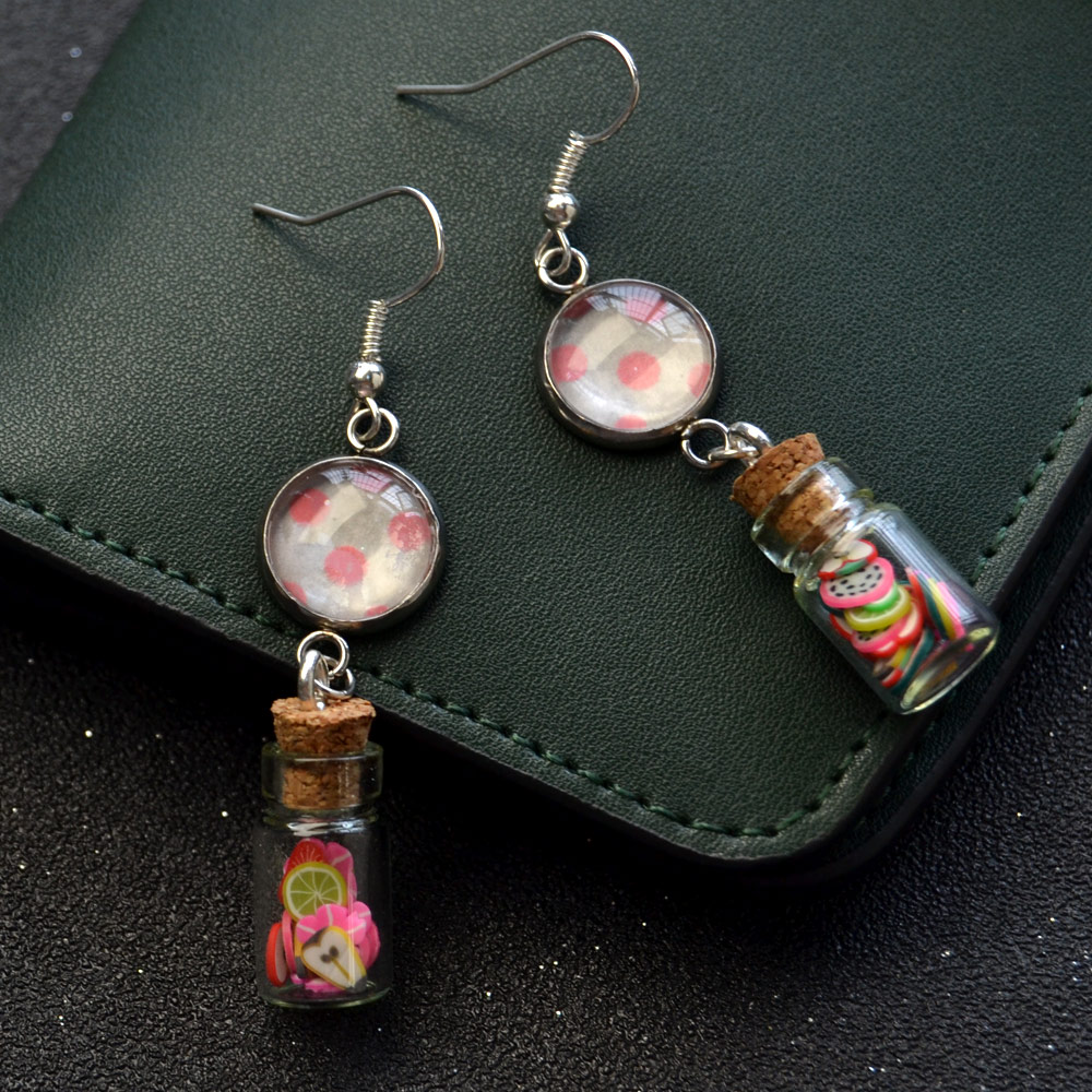 Серьги-подвески в виде стеклянных бутылок-1