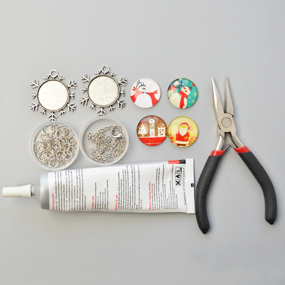 Рождественское ожерелье с подвеской из стеклянного кабошона-2