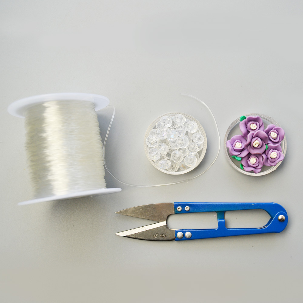 Браслет из полимерной глины с фиолетовыми цветами и хрустальными бусинами-2