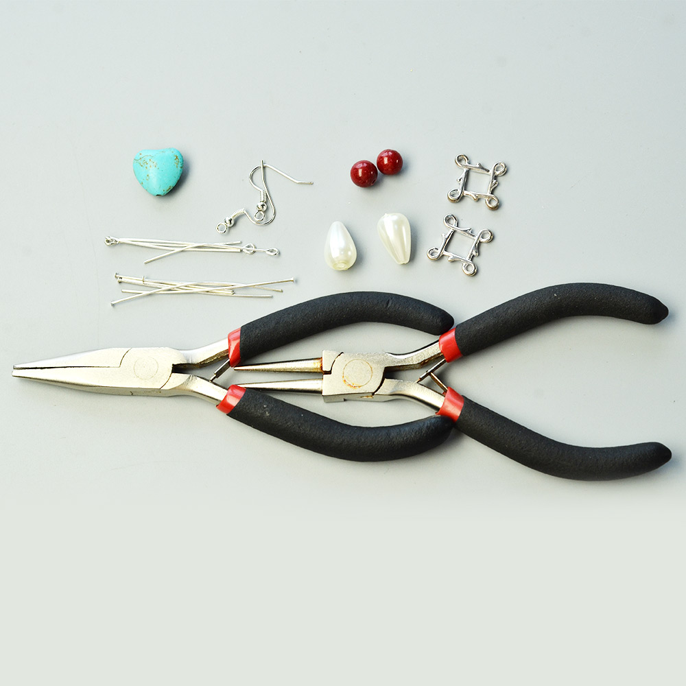 Серьги с подвесками в форме сердца из бирюзовых бусин-2