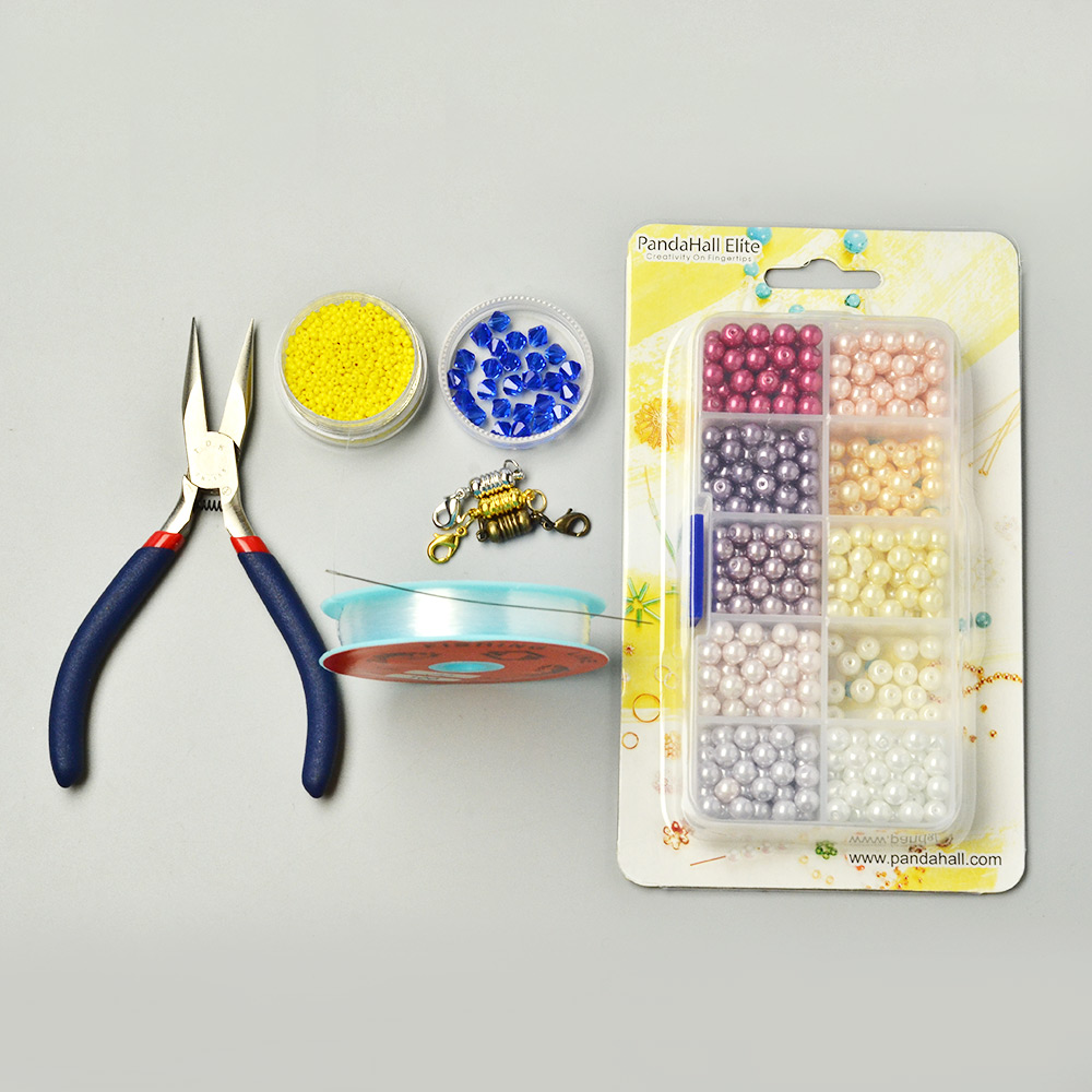 Браслет из синих хрустальных бусин-2