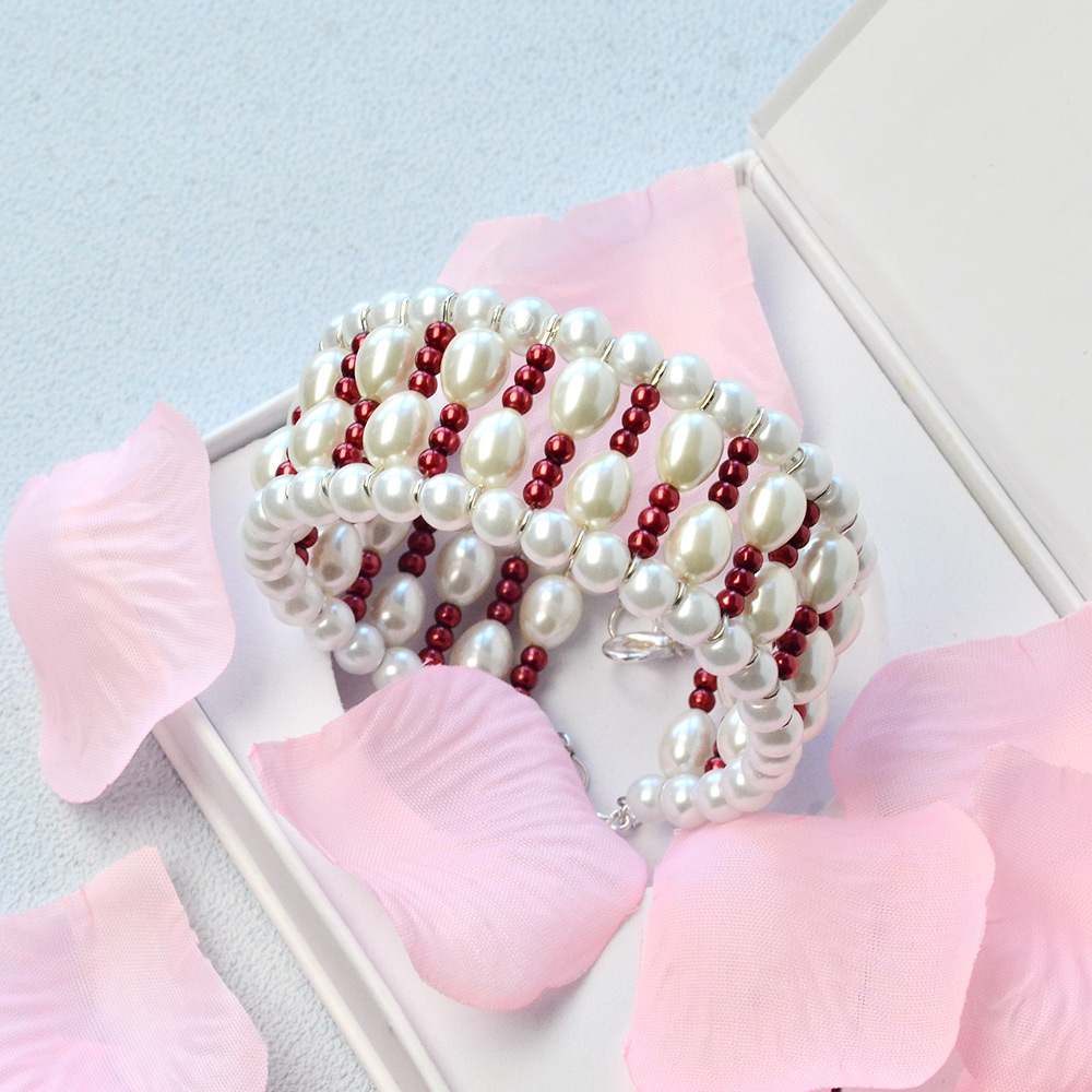Браслет из красного и белого жемчуга-1