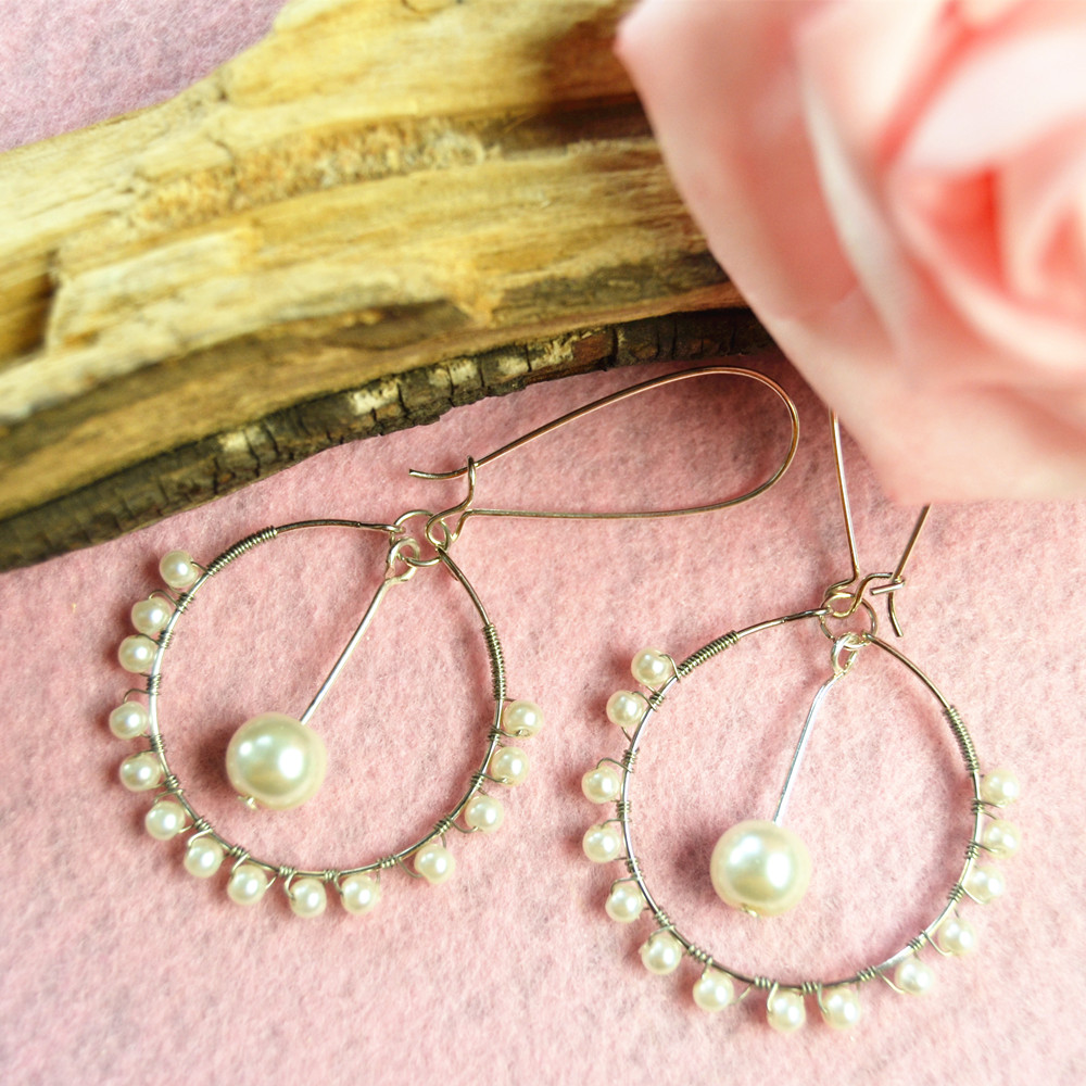 Серьги-подвески с жемчужными бусинами-1