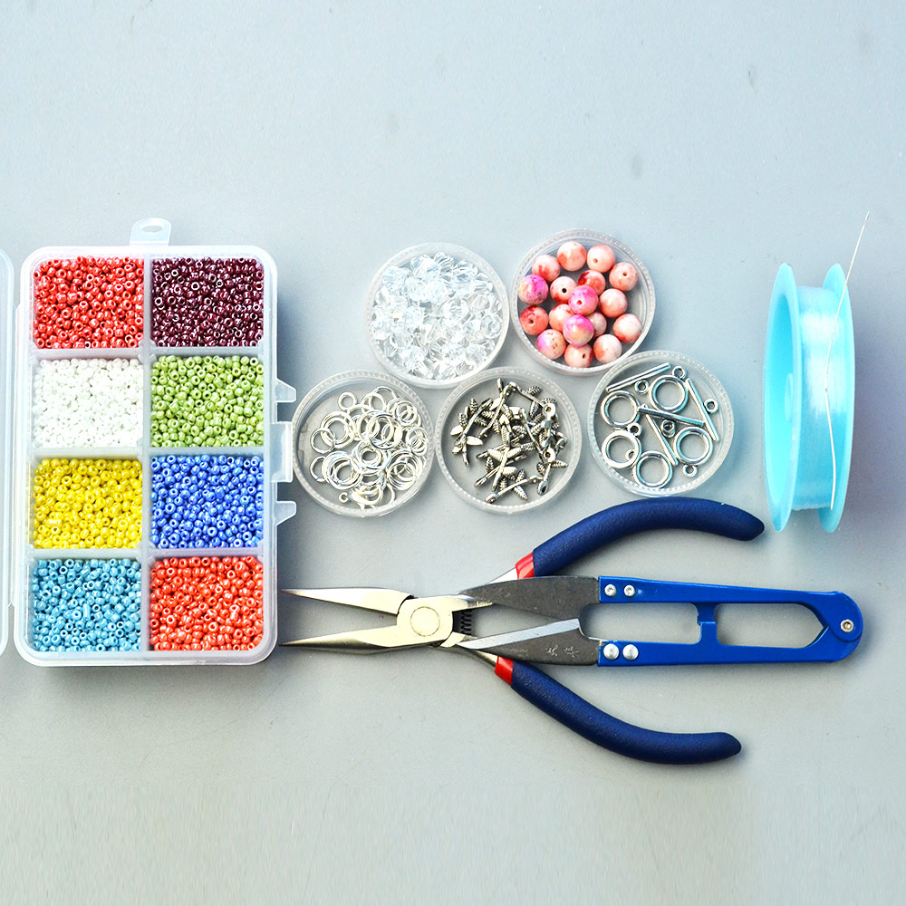 Blumenarmband mit Jadeperlen