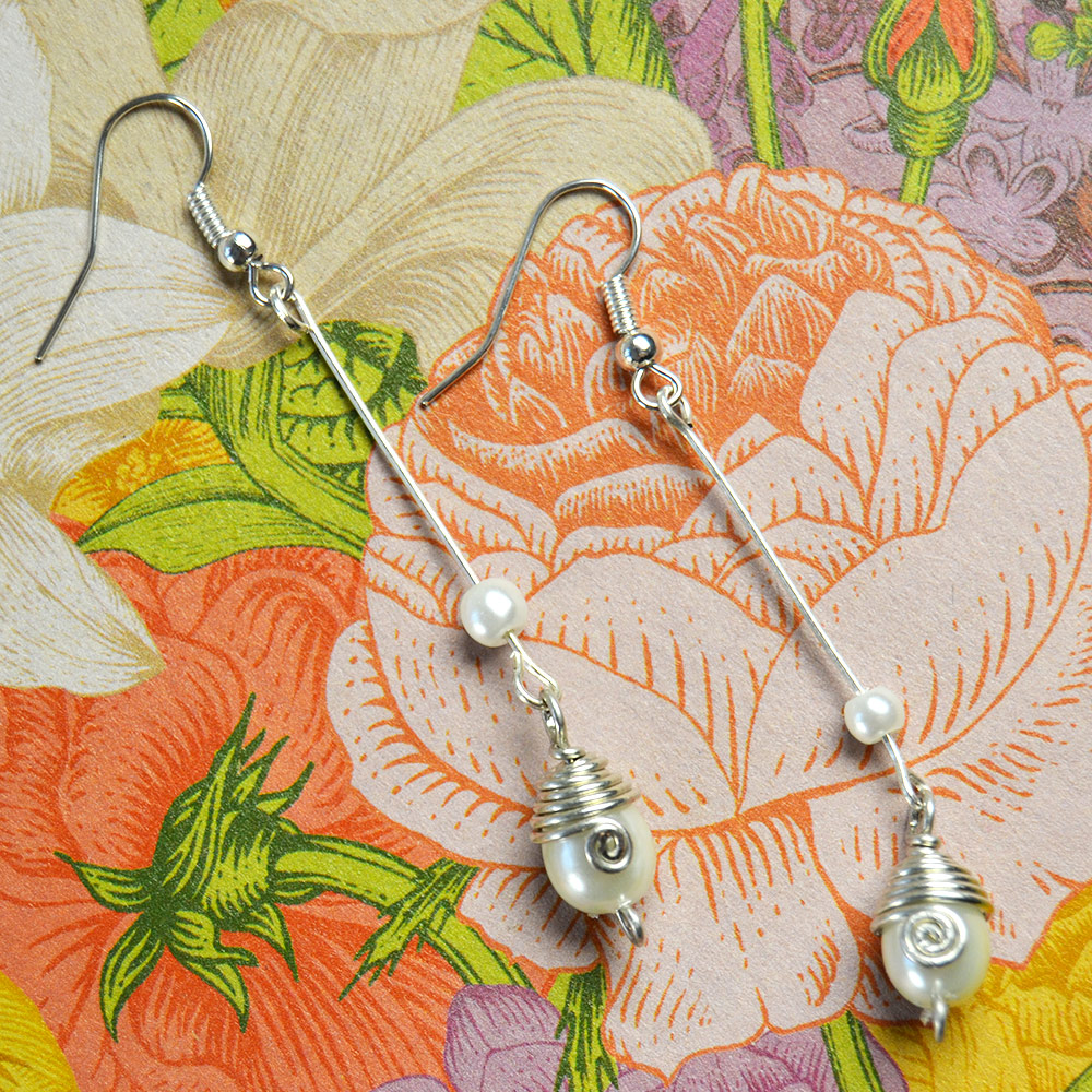 Серьги с жемчугом в форме капли-1