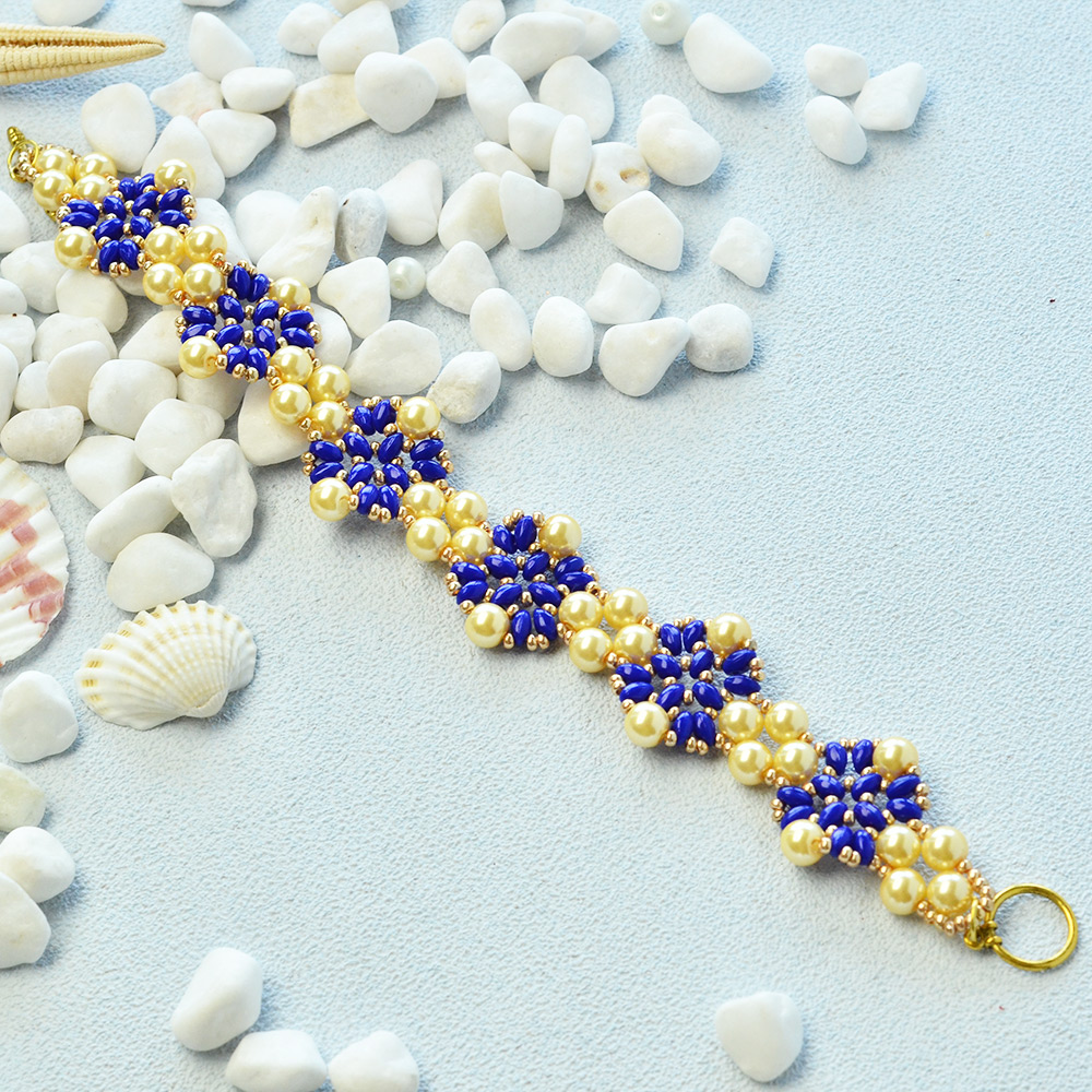 Браслет из бисера с двойным отверстием