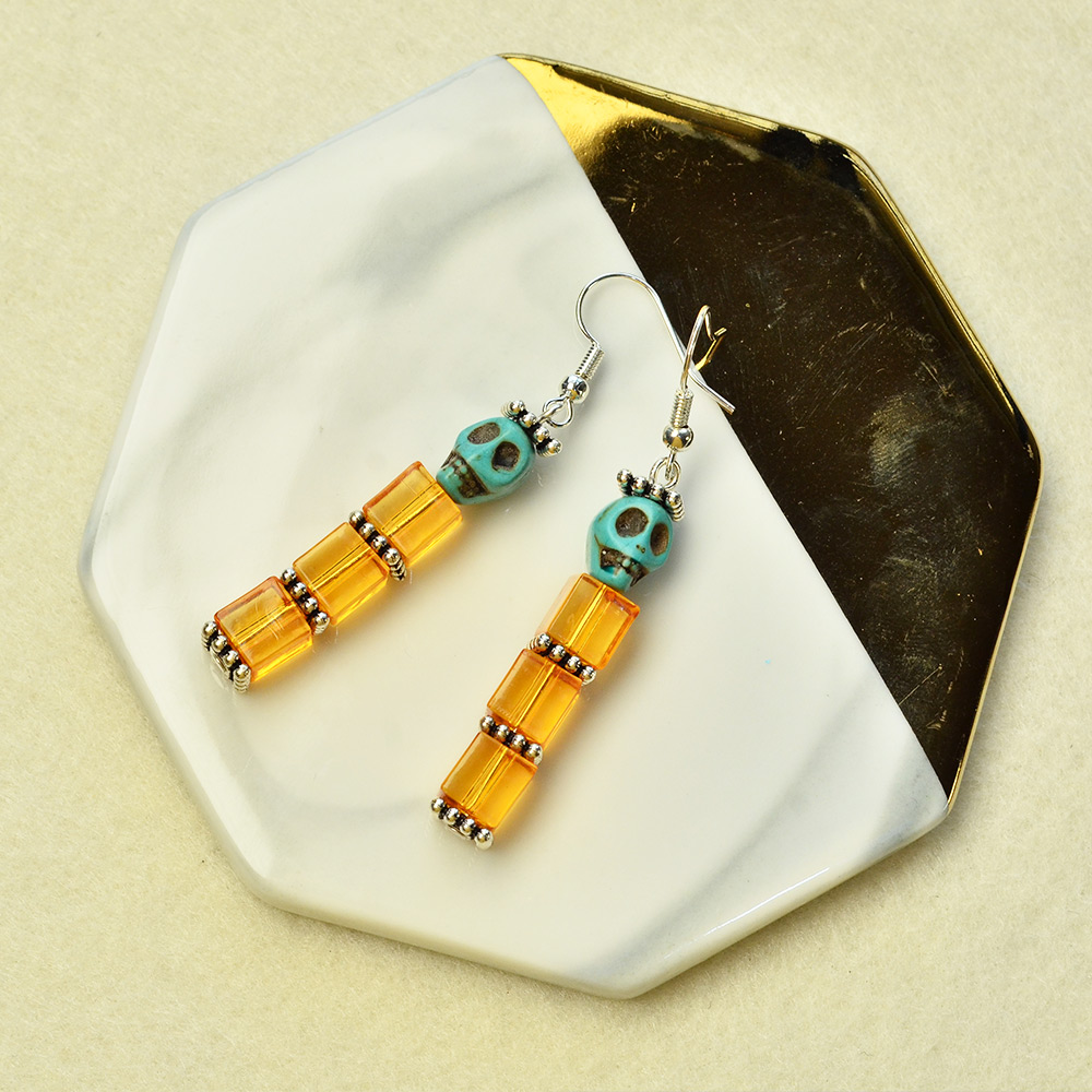 Серьги с черепом на Хэллоуин