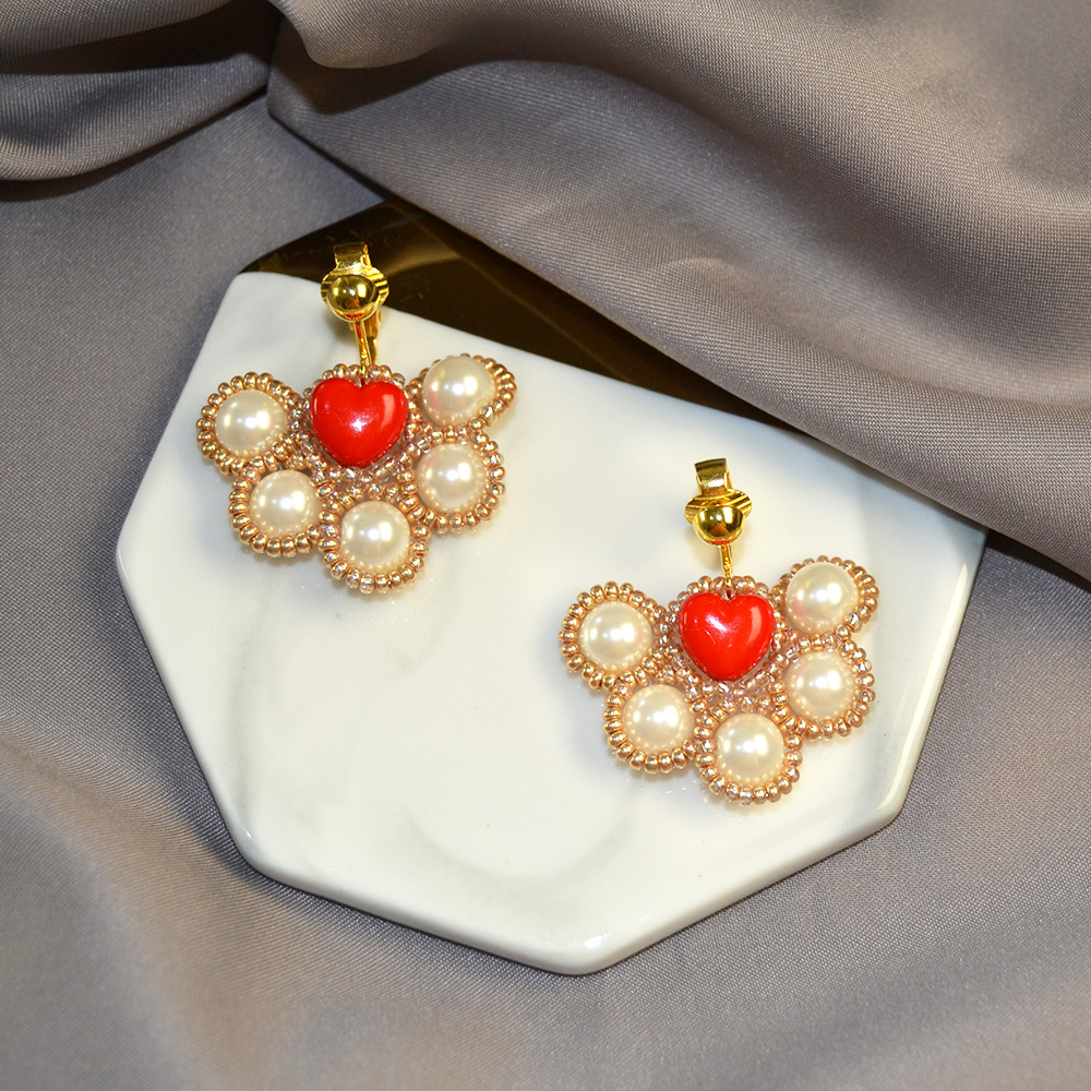 Серьги с жемчугом в форме сердца-1