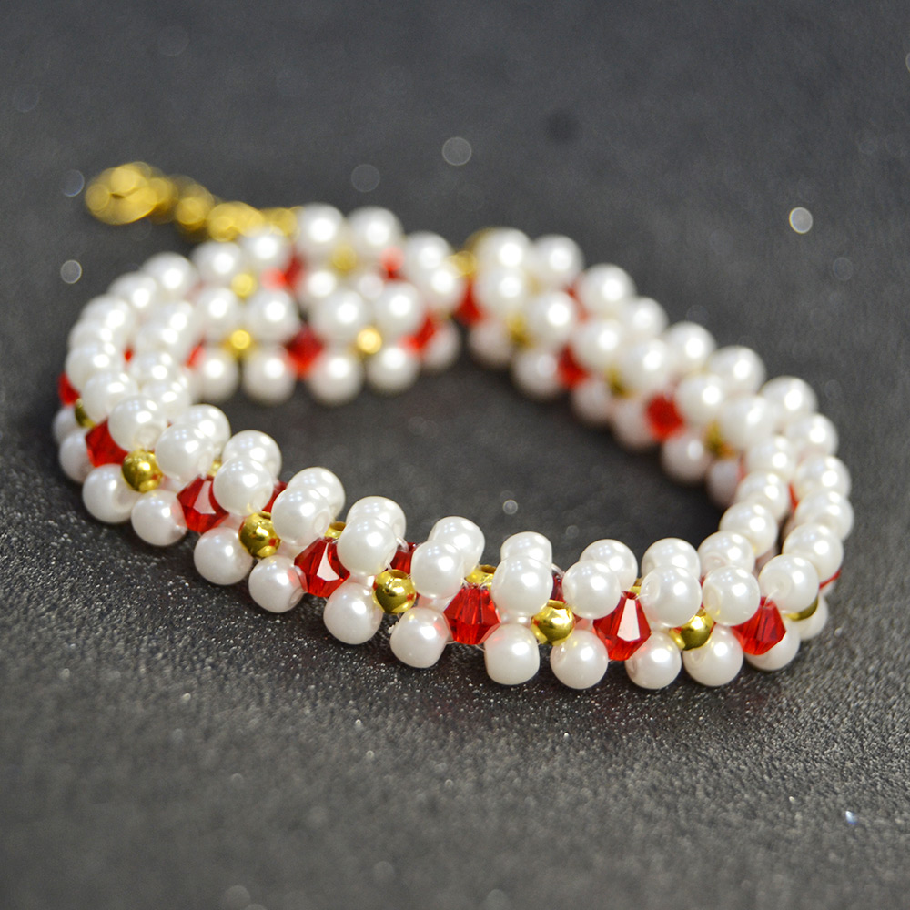 Простой браслет из жемчуга со стеклянными бусинами-5