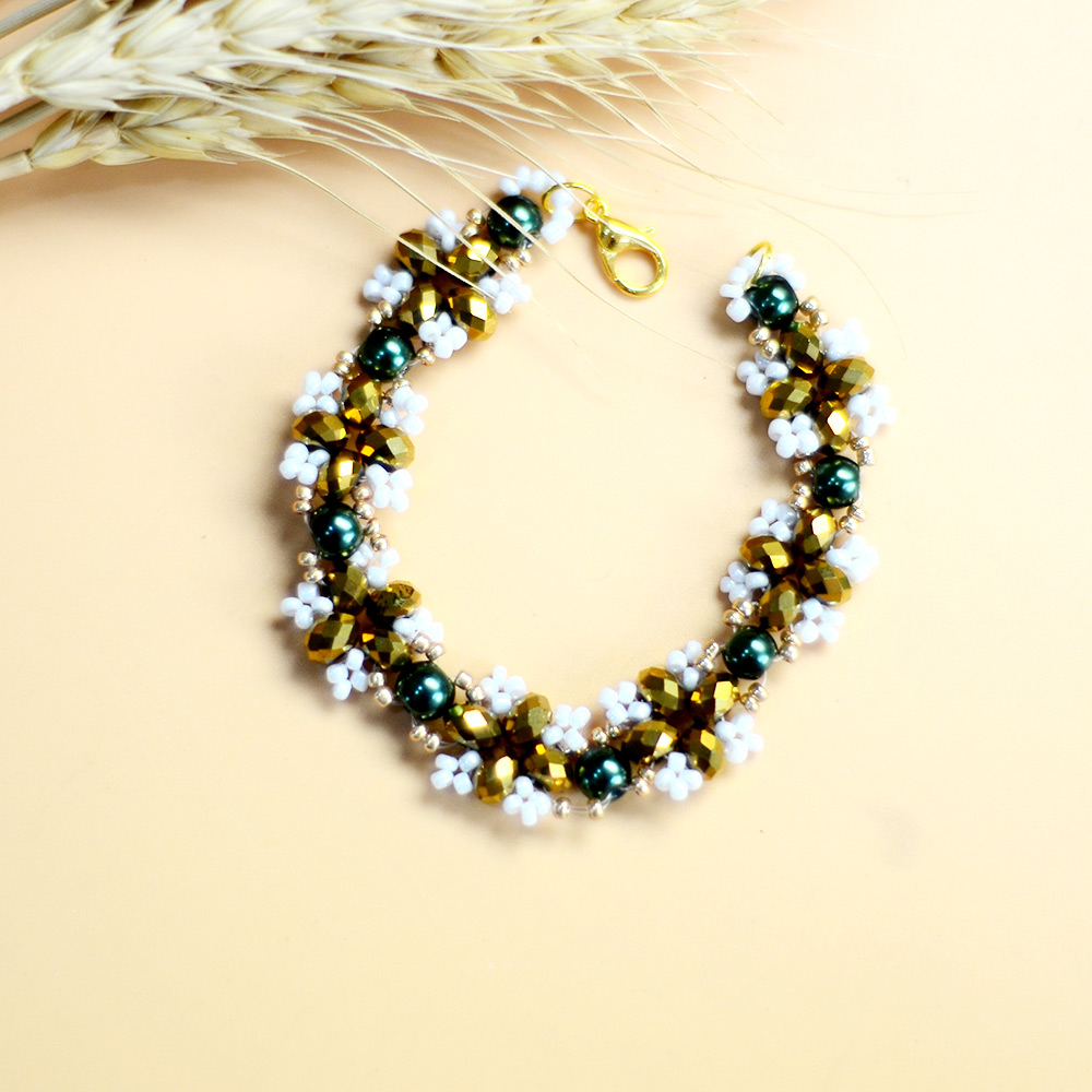 Гальванический браслет из стеклянных бусин-1