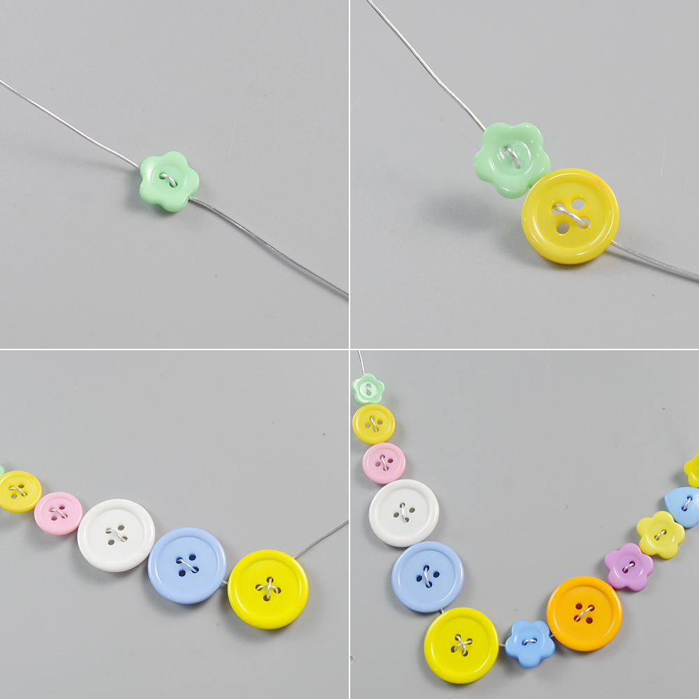 Колье с разноцветными пуговицами-3