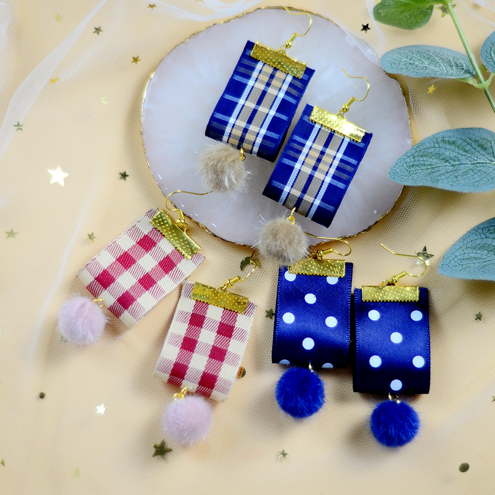 Осенние серьги-шарики с помпонами-7