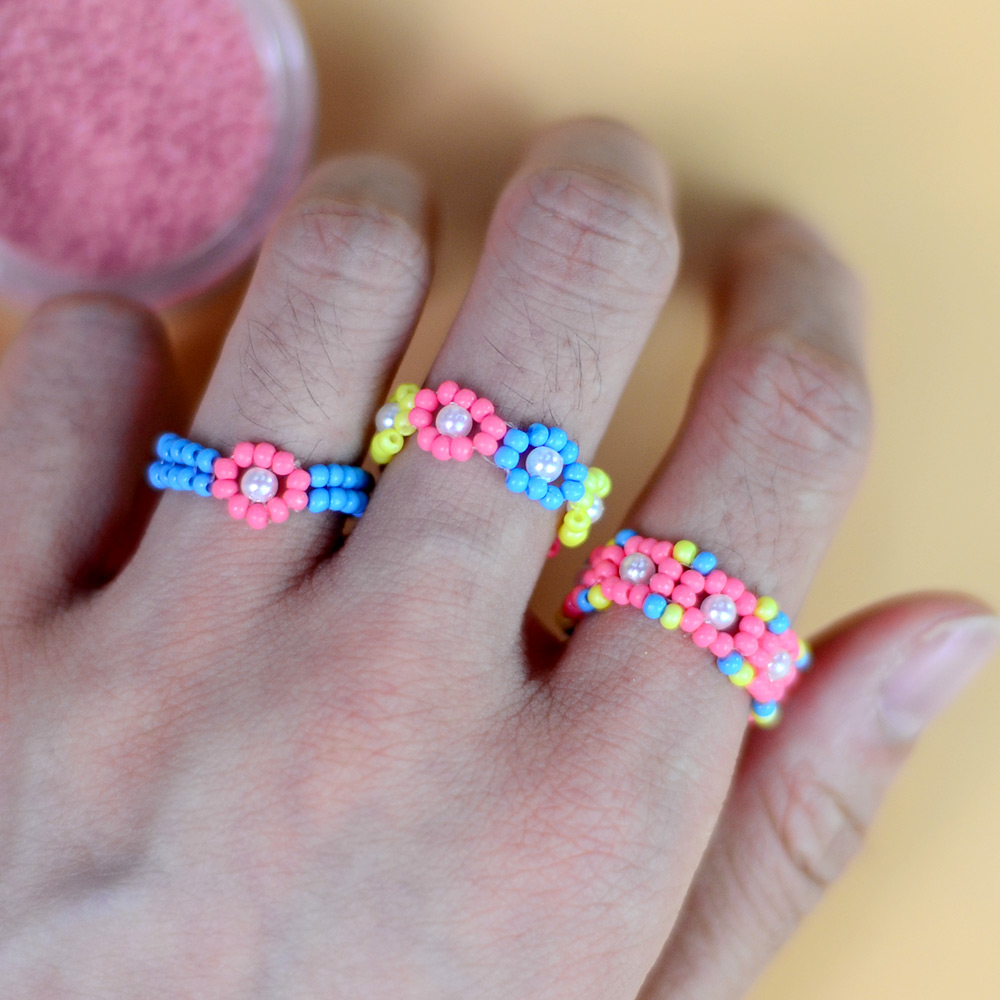 Buntes Saatperlen-Ring-Set