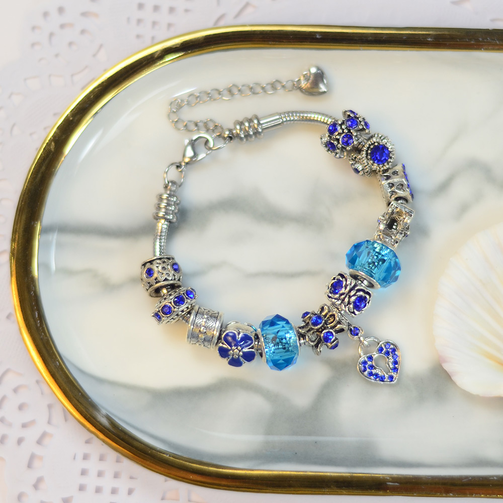 PandaHall Selected мастер-класс по изготовлению синего браслета из бусин-прокладок-4