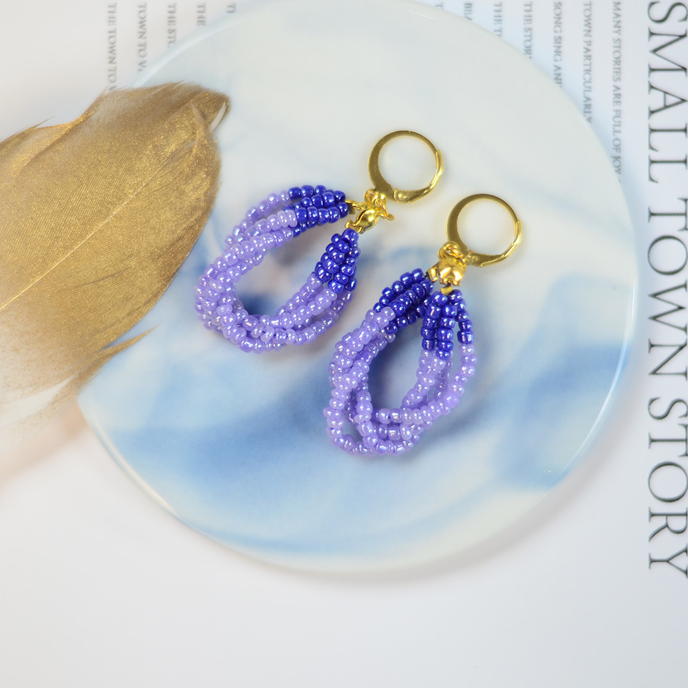 PandaHall Selected мастер-класс по изготовлению фиолетовых сережек из бисера-8