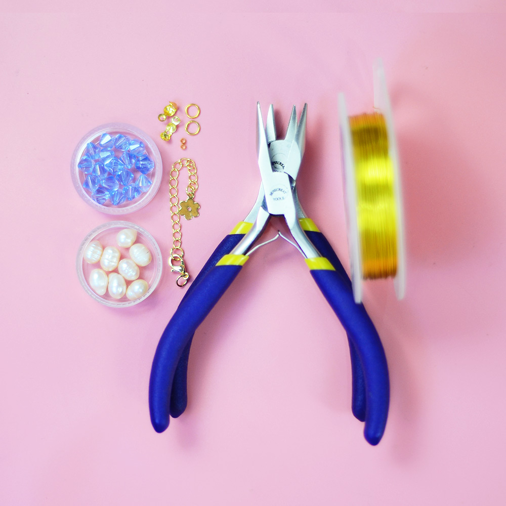 Очаровательный браслет с жемчугом в проволочной оплетке-2