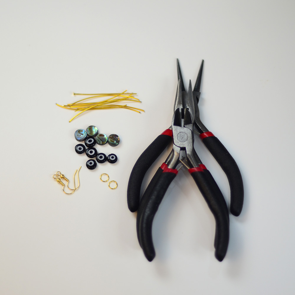 PandaHall Selected идея серег из бусин от сглаза-2