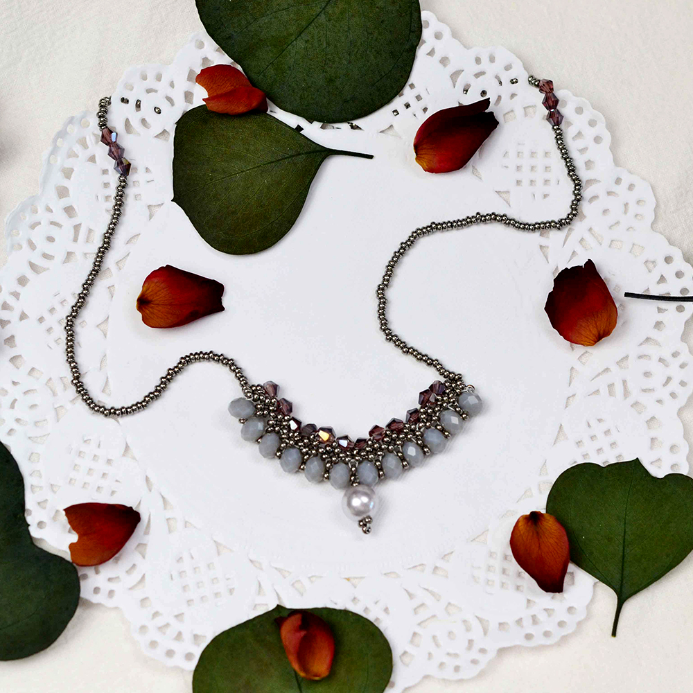 PandaHall Selected Tutorial zur Glasperlenkette
