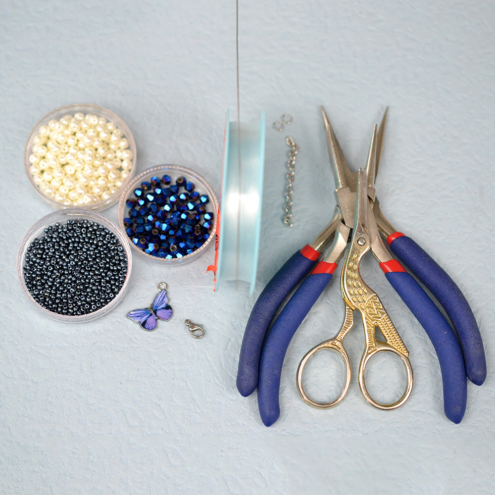 PandaHall Selected Tutorial zur blauen Kristallhalskette