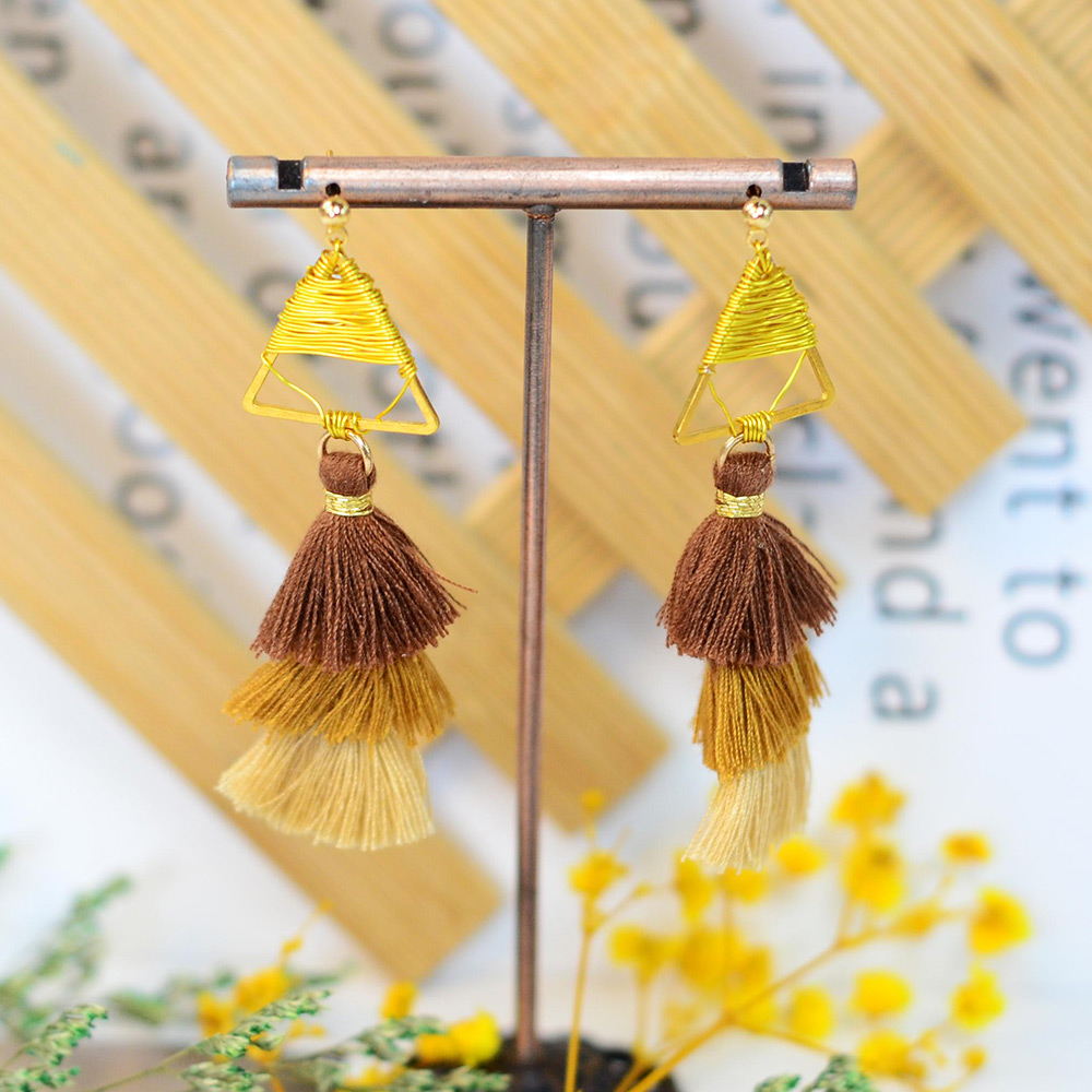 PandaHall Selected мастер-класс по серьгам с кисточками-6