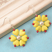 Boucles d'oreilles fleur perles coeur jaune