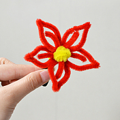 Красная синельная завязка для волос в форме цветка