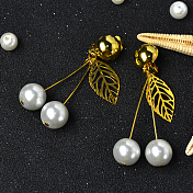 Boucles d'oreilles pendentifs feuille et perle de verre
