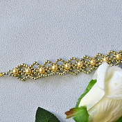 Schönes Armband mit eleganter Perle