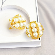 Elegantes pendientes de perlas