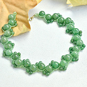Élégant collier de jade vert