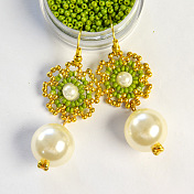 Boucles d'oreilles en perles avec pendentif en perles