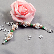 Exquisita pulsera de perlas