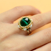 Green Crystal Ring with Pearls