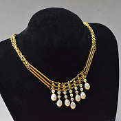 Золотое ожерелье с жемчужными подвесками
