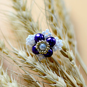 紫色の真珠の指輪