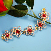 Beaded Flower Bracelet with Red Crystal
