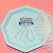 Broche brodée en forme de méduse avec perle