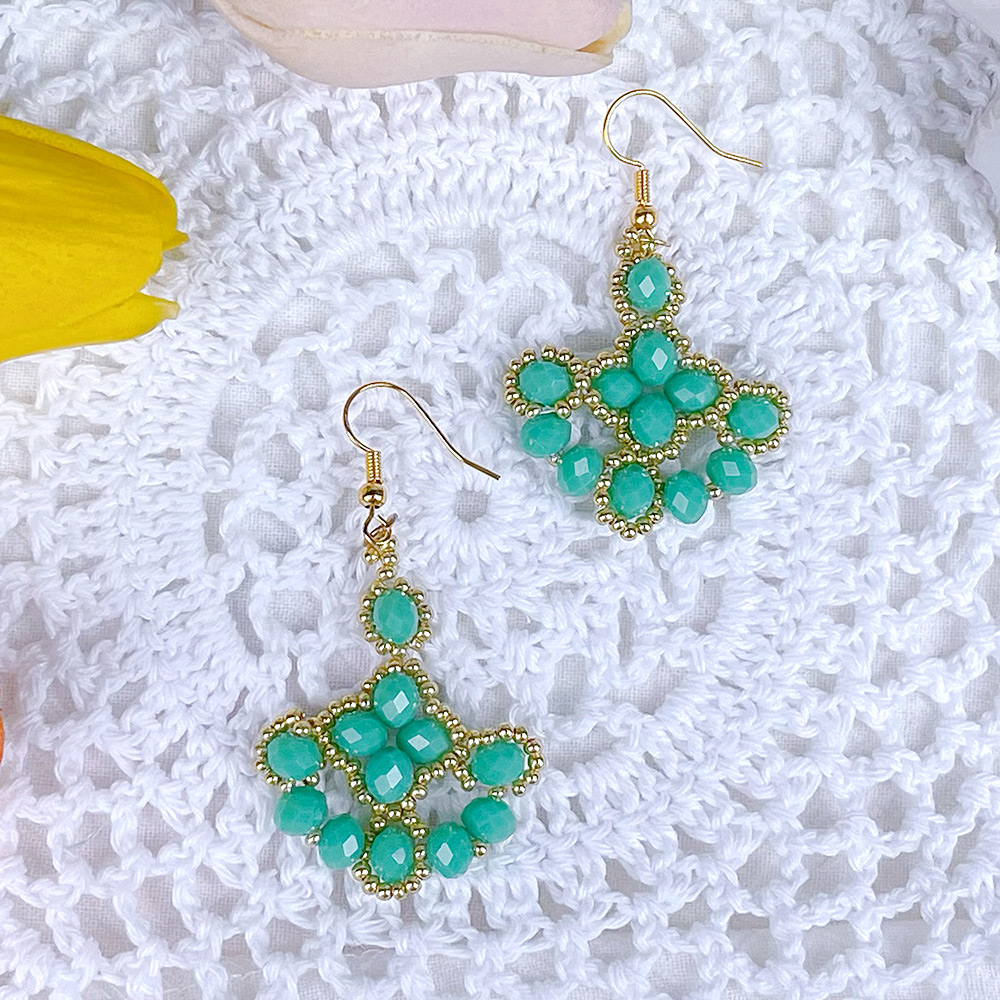 PandaHall Selected мастер-класс по изготовлению зеленых серег с гранеными стеклянными бусинами.-8