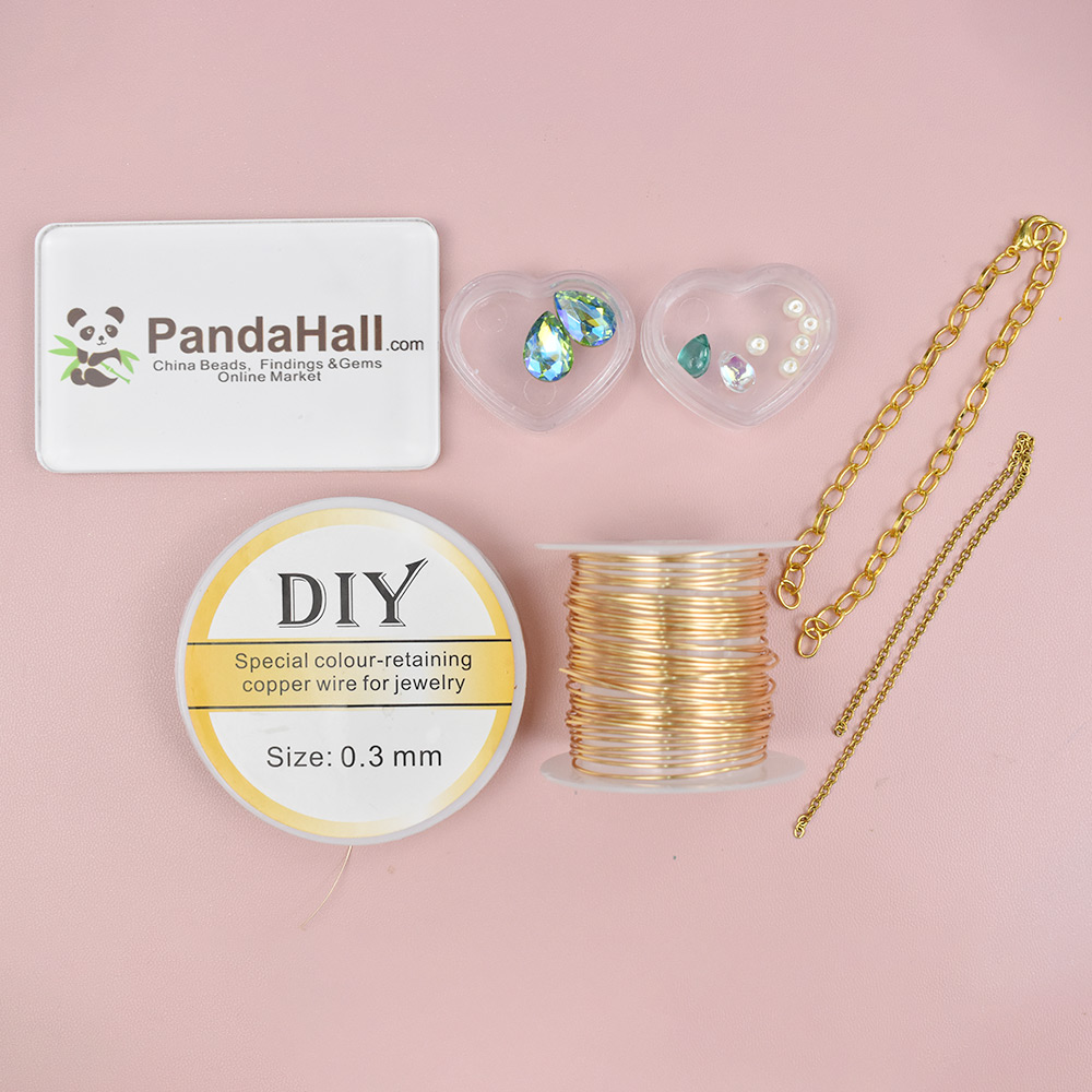 Подвеска-бабочка из проволоки со стеклянными стразами-2