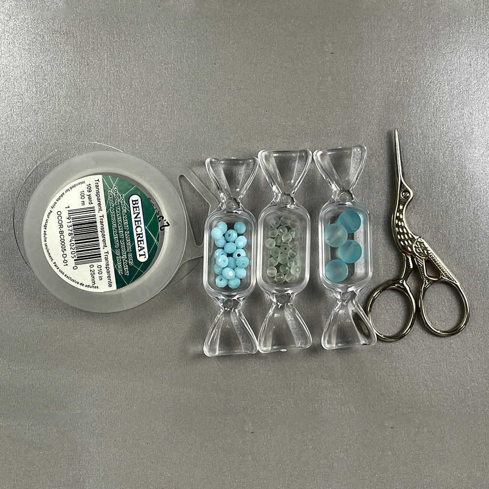 PandaHall Selected идея подвески-снежинки из стеклянных бусин-2