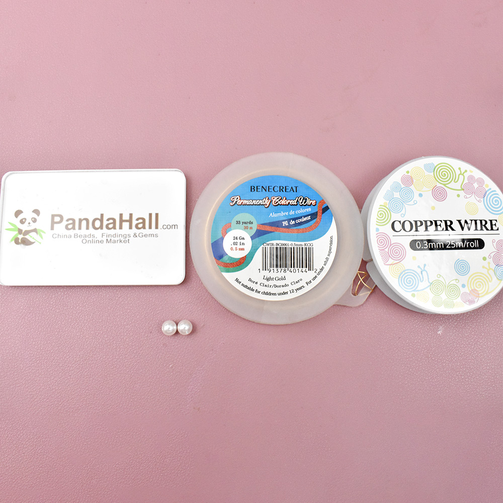 Брошь в виде листа, обмотанного проволокой-2